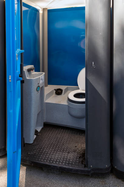 Portable Toilet Options We Offer in Parsons, TN