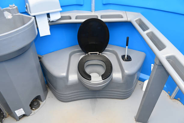Best Portable bathroom rental  in Parsons, TN